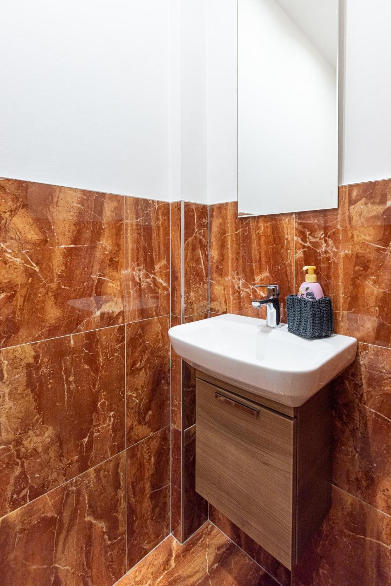 Nice Big Apartment 2Bds - Belgicka Praag Buitenkant foto