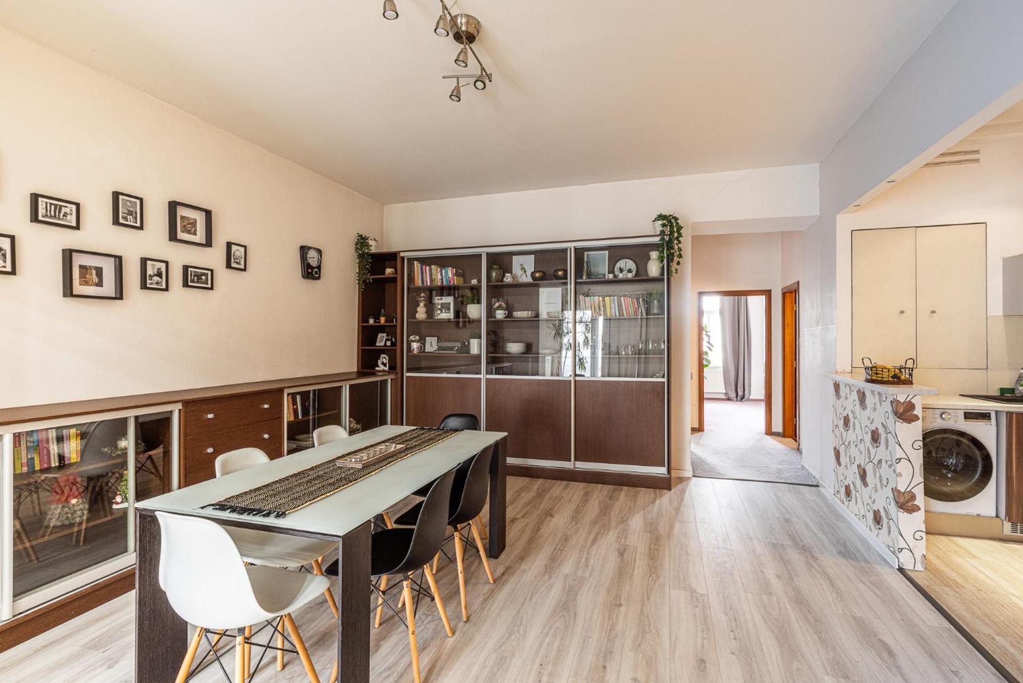 Nice Big Apartment 2Bds - Belgicka Praag Buitenkant foto
